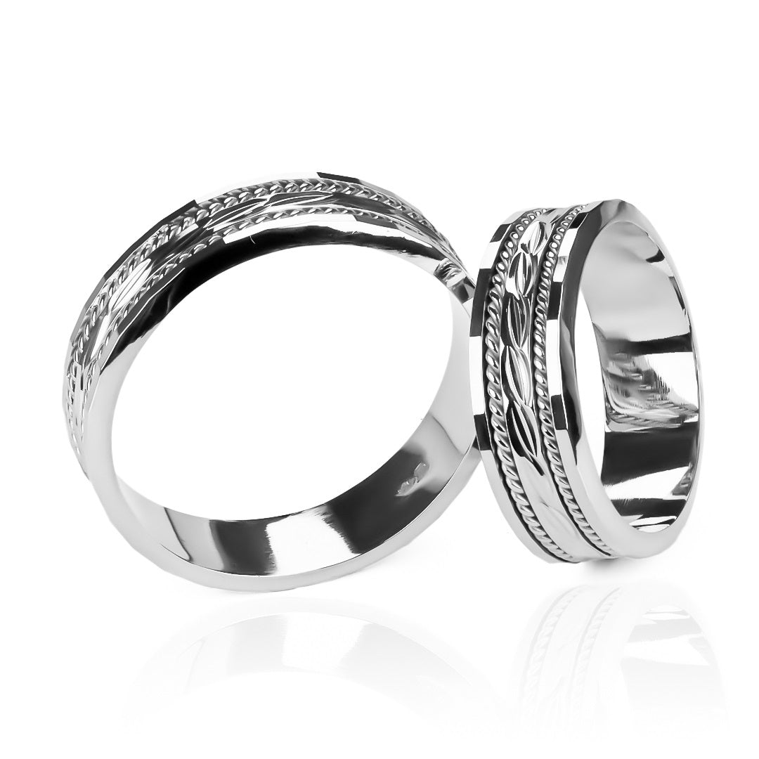 Argollas de matrimonio Campos Elíseos, fabricados en oro 18k de Joyería Caracas, cuentan con garantía para toda la vida.