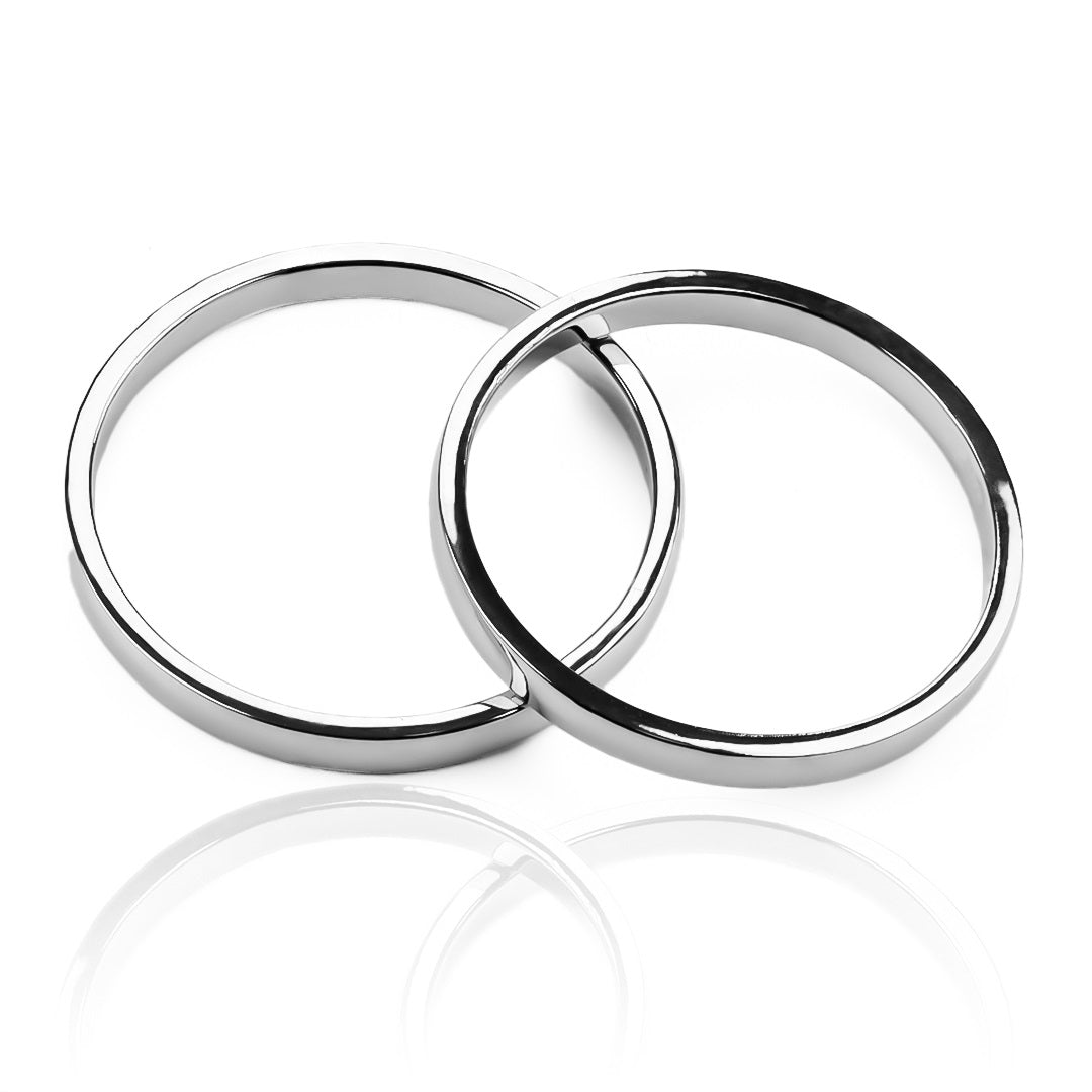 Argollas de matrimonio Classic, elaboradas en oro 18k por Joyería Caracas, cuentan con un certificado de calidad y garantía para toda la vida.