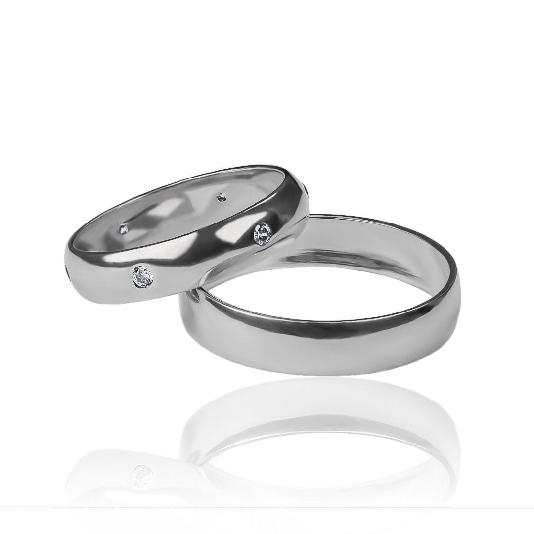 Argollas de matrimonio Classic II Cristal En Joyería Caracas, elaboradas en oro 18k por Joyería Caracas, viene con un certificado de calidad y garantía de por vida.