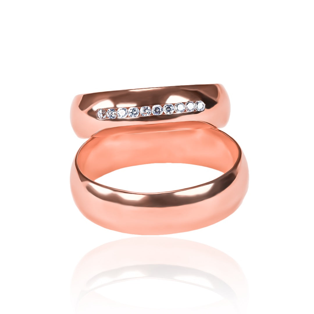 anillos de boda clásicos carré cristal en oro de 18k. La Joyería Caracas es reconocida por su artesanía de alta calidad, y estos anillos no son la excepción. Cada anillo viene con un certificado de calidad y garantía para toda la vida