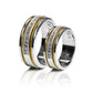 Argollas de matrimonio Entorchados Carre, fabricadas en oro 18k por Joyería Caracas. Cada argolla viene con un certificado de autenticidad y garantía de por vida.