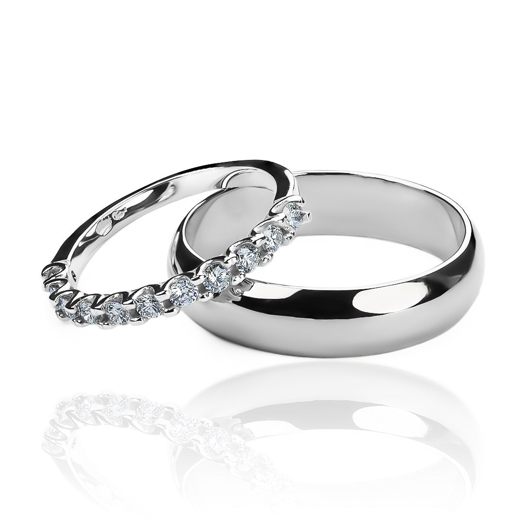 Argollas de matrimonio Fashion Love en oro 18k por Joyería Caracas, viene con certificado de calidad y garantía para toda la vida.