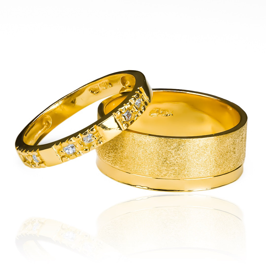Argollas de matrimonio feelings, fabricadas en oro 18 quilates de Joyería Caracas, cuenta con un certificado de calidad y garantía de por vida.