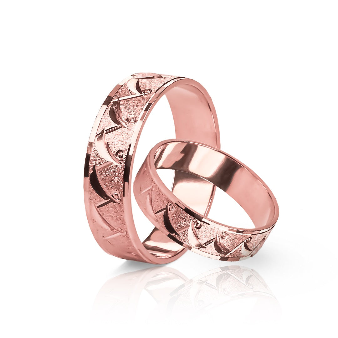 Argollas de matrimonio Marine, elaboradas en oro 18k por Joyería Caracas, cuentan con un certificado de calidad y garantía para asegurar su autenticidad.