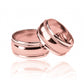 Argollas de matrimonio masa + bisel, elaborados en oro 18k por Joyería Caracas, cada argolla cuenta con certificado de calidad y garantía de por vida.