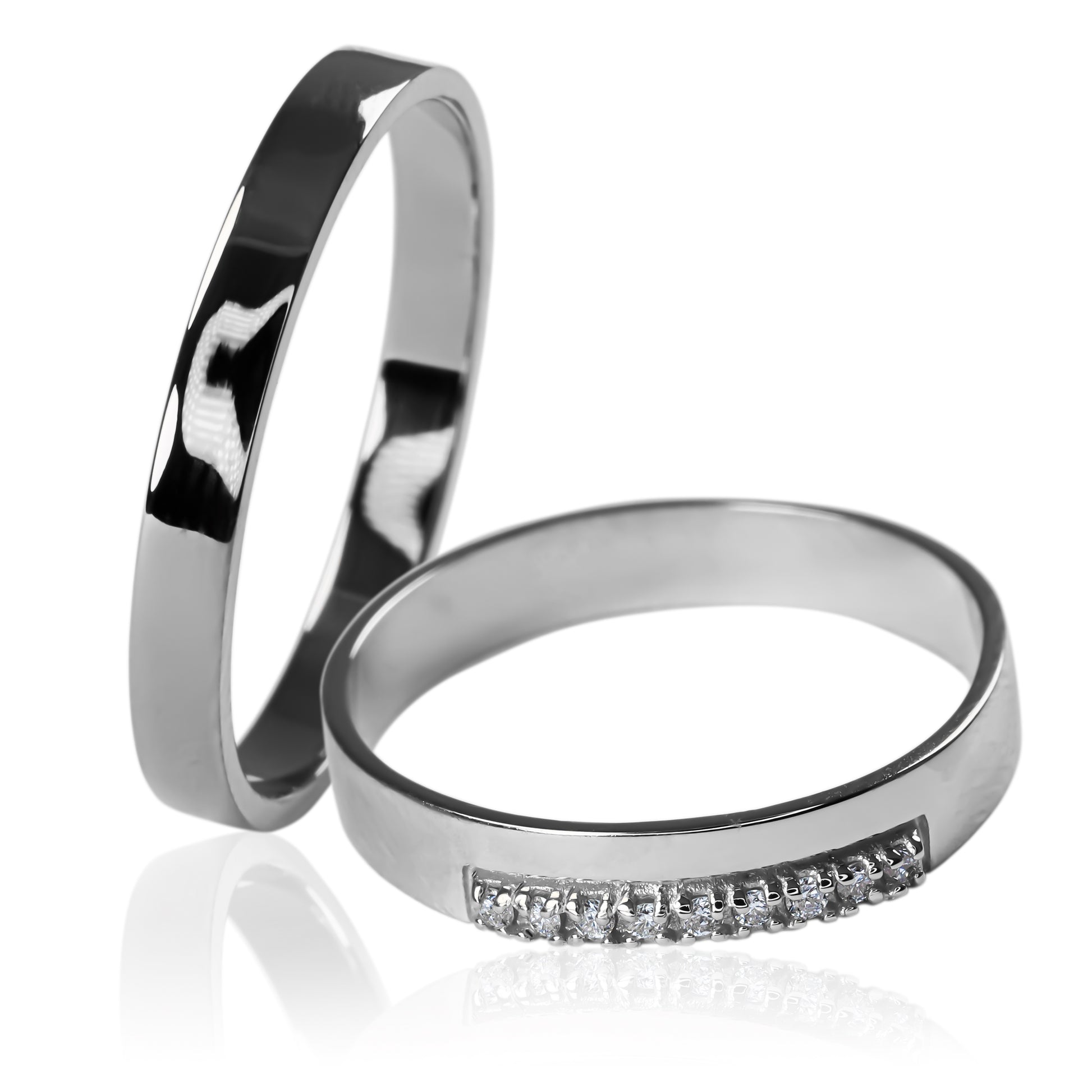 Argollas de matrimonio Match Love Cristal II, fabricadas en oro 18k de Joyería Caracas, cuentan con certificado de calidad y garantía de por vida.