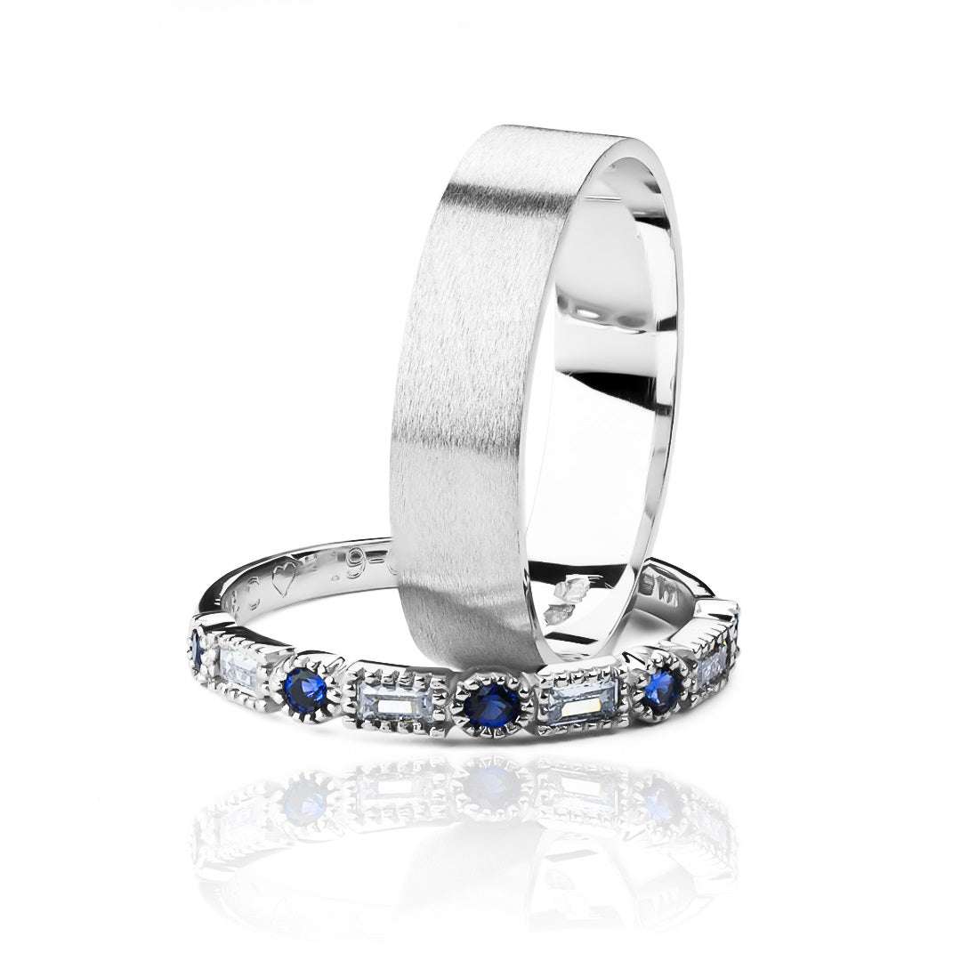 Argollas de matrimonio mate love, fabricadas en oro 18k de Joyería Caracas. Cada argolla cuenta con certificado de calidad y garantía.