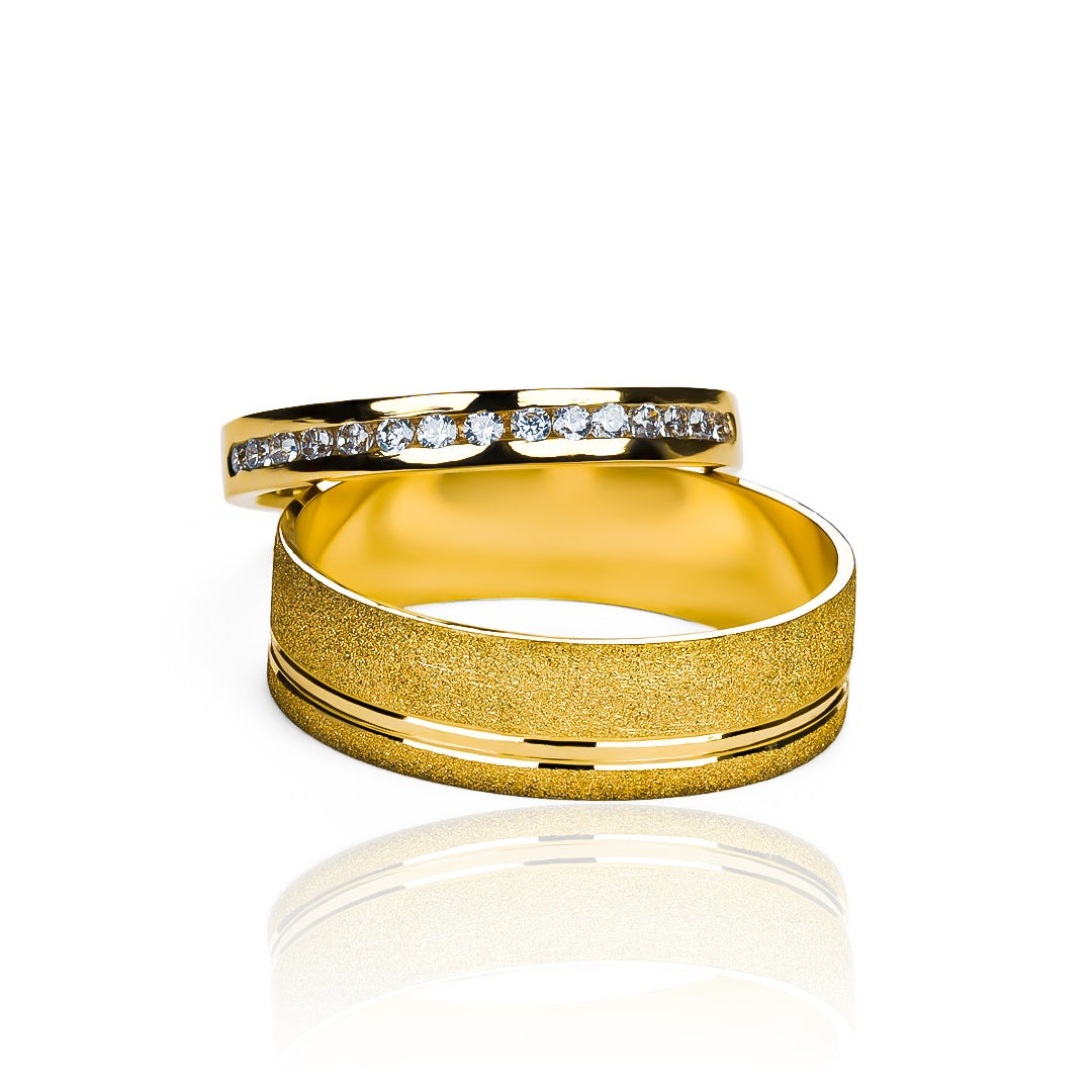 Argollas de matrimonio perfect sents II, fabricados en oro 18k de Joyería Caracas. Cada argolla viene con un certificado de calidad que garantiza su autenticidad para toda la vida.