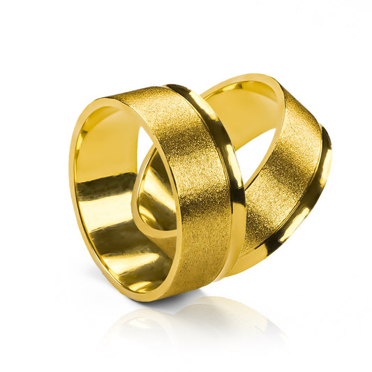 Argollas de matrimonio Sand Plane Convexo, elaboradas en oro 18k por Joyería Caracas, cada argolla cuenta con certificado calidad y garantía de por vida.