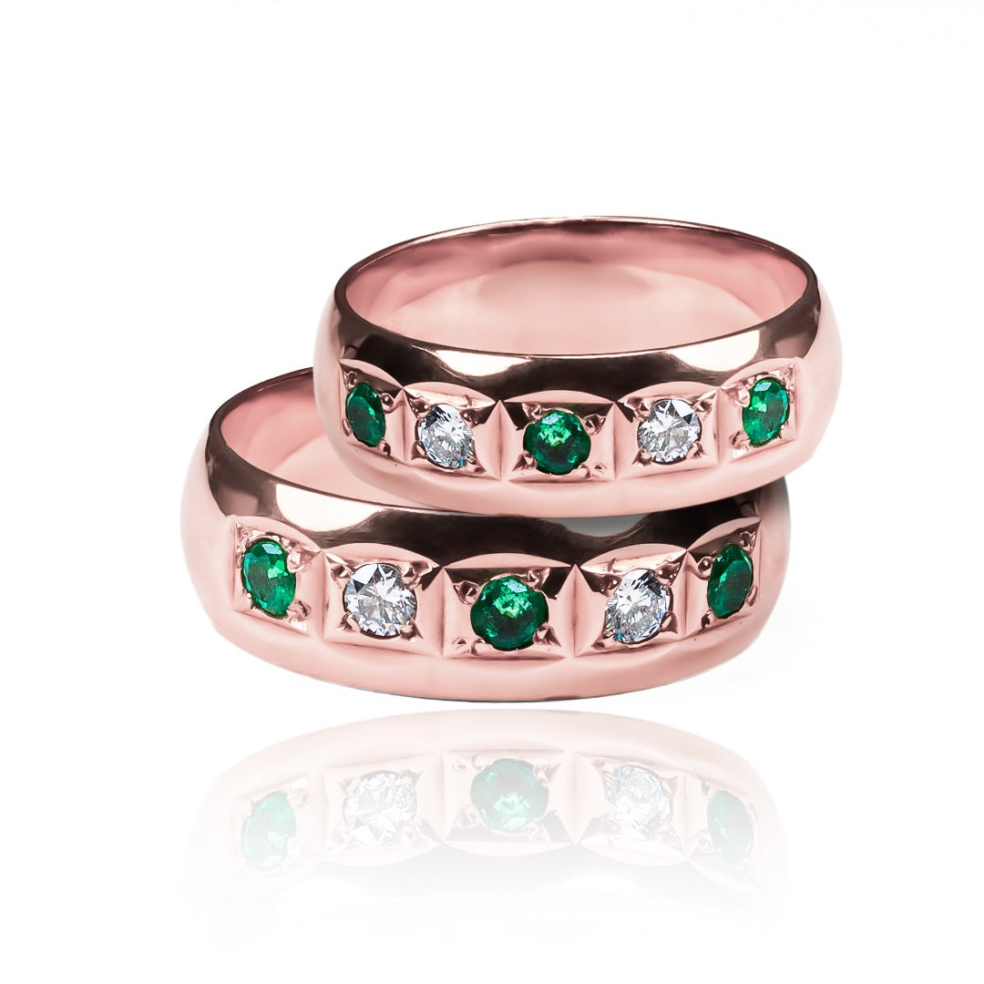 Argollas de matrimonio Siembra, elaboradas en oro 18k por Joyería Caracas. Cada argolla viene con un certificado de calidad y garantía de por vida.
