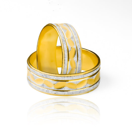 Argollas de matrimonio Snake Rodio, elaboradas en oro 18k por Joyería Caracas, cada argolla viene con un certificado de calidad y garantía para toda la vida.