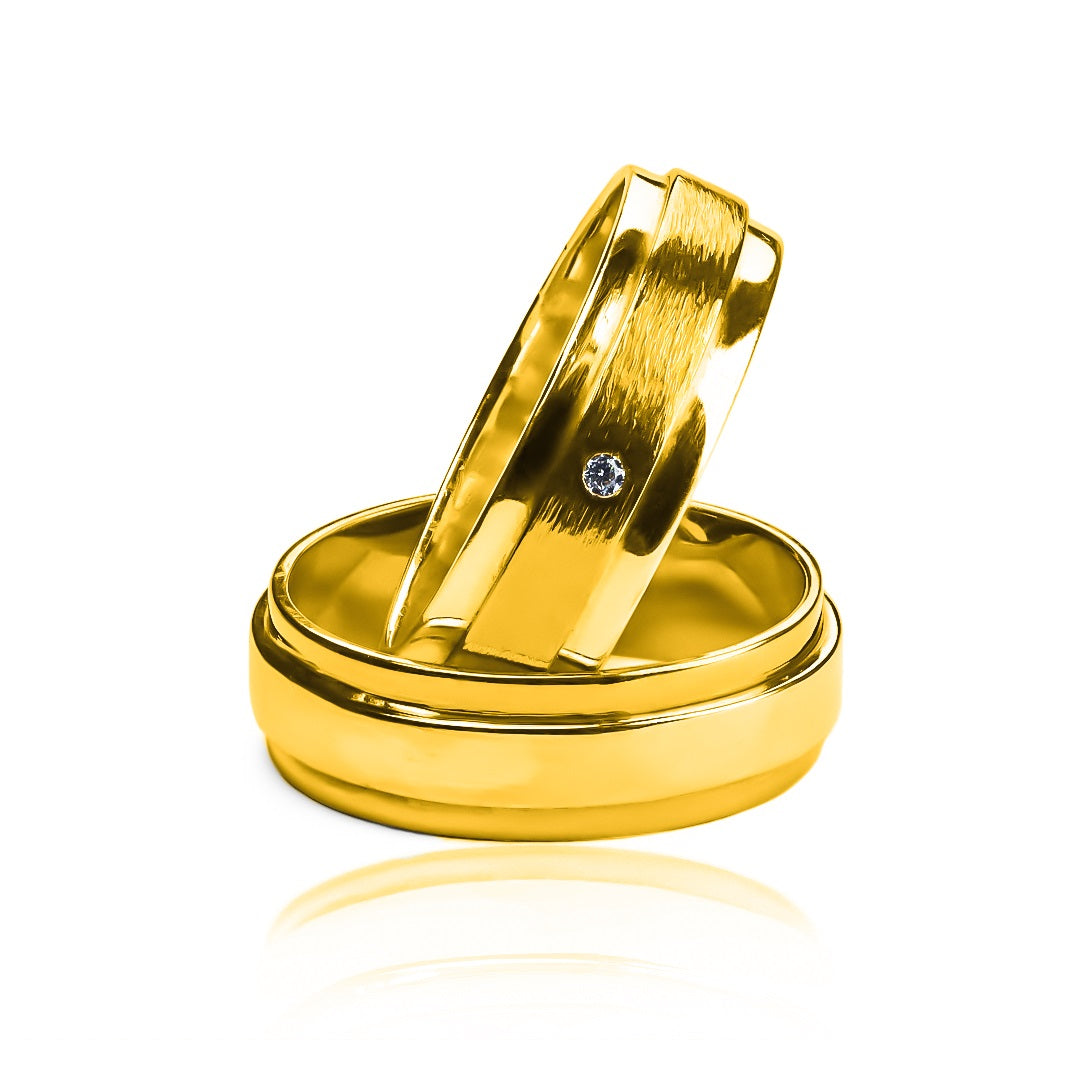 Argollas de matrimonio stair fabricadas en oro 18k de Joyería Caracas, viene con un certificado de calidad y garantía de por vida.