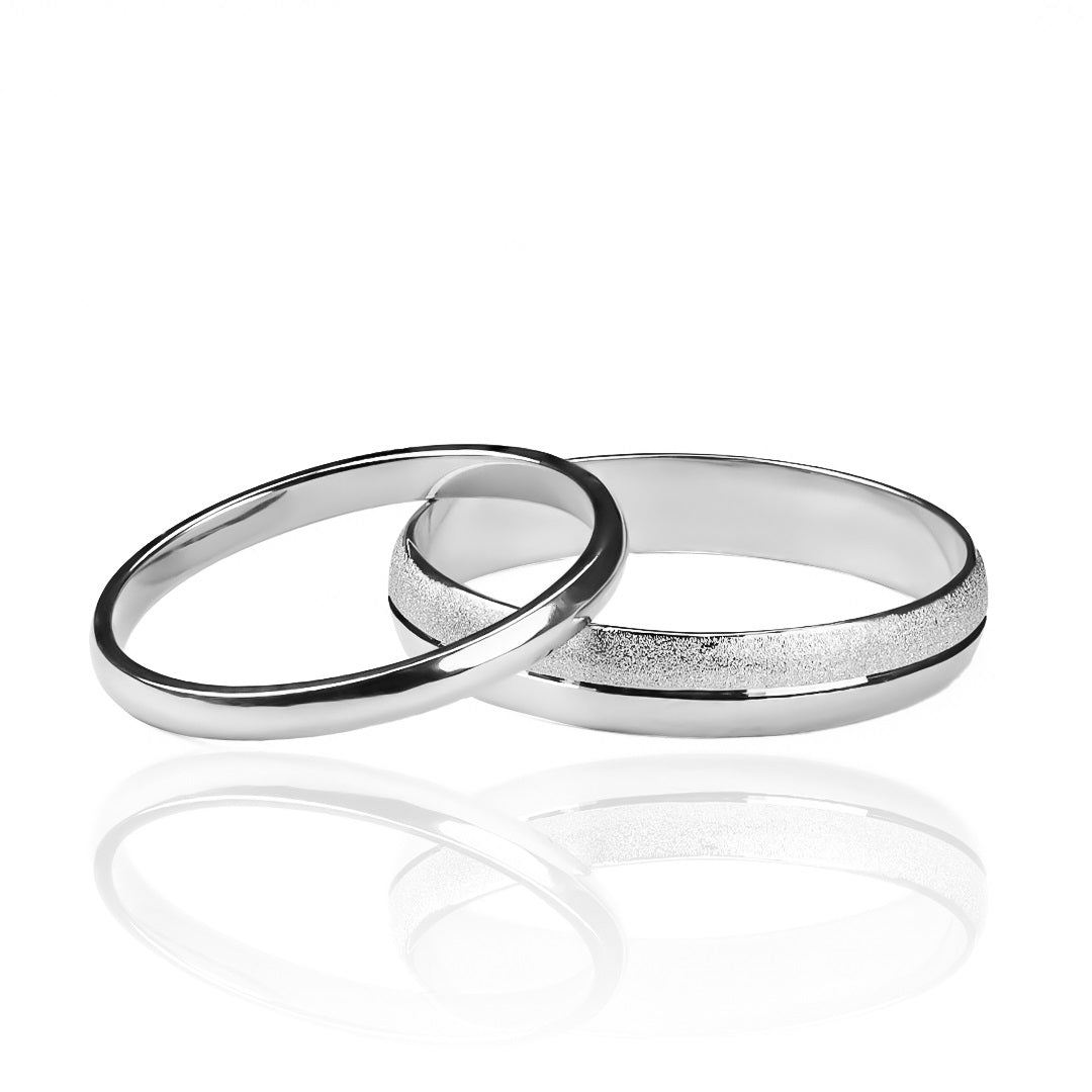 Argollas de matrimonio toda una vida II, fabricadas en oro 18k de Joyería Caracas, viene con un certificado de calidad que garantiza su autenticidad de por vida.