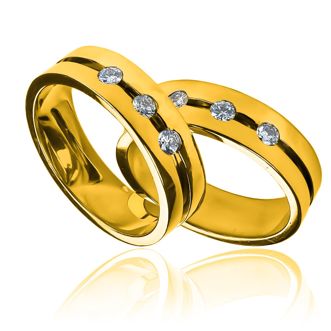 Argollas de matrimonio walking moon, elaborados en oro 18k de Joyería Caracas, cuenta con el certificado de calidad y garantía para toda la vida.