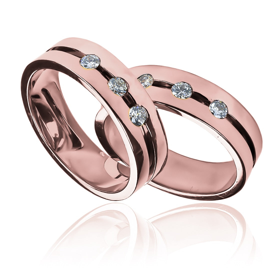 Argollas de matrimonio walking moon, elaborados en oro 18k de Joyería Caracas, cuenta con el certificado de calidad y garantía para toda la vida.