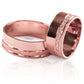 Argollas de matrimonio Warrior Love, fabricados en oro 18 quilates de Joyería Caracas, viene con certificado de calidad que garantiza su durabilidad y belleza.