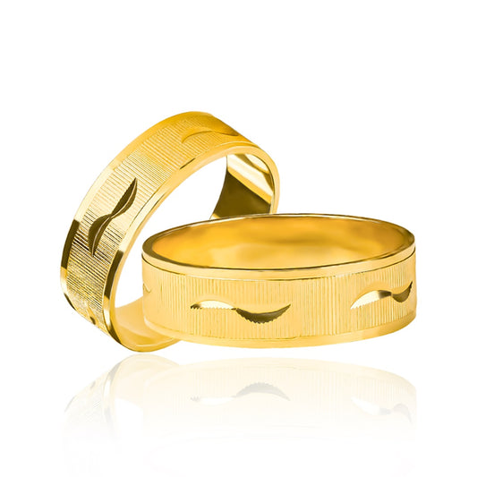 Argollas de matrimonio Wave Stripe, elaboradas en oro de 18 quilates, cada argolla viene con un certificado de autenticidad y garantía de por vida.