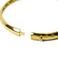 Pulsera Brazalete medio diamantado elaborada en oro 18K por Joyería Caracas, cuenta con garantía de por vida.