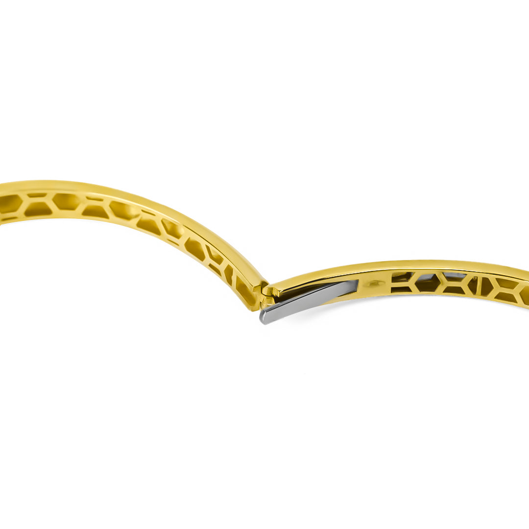 Pulsera Brazalete Serpiente elaborada en oro 18K por Joyería Caracas. Cuenta con garantía de por vida.