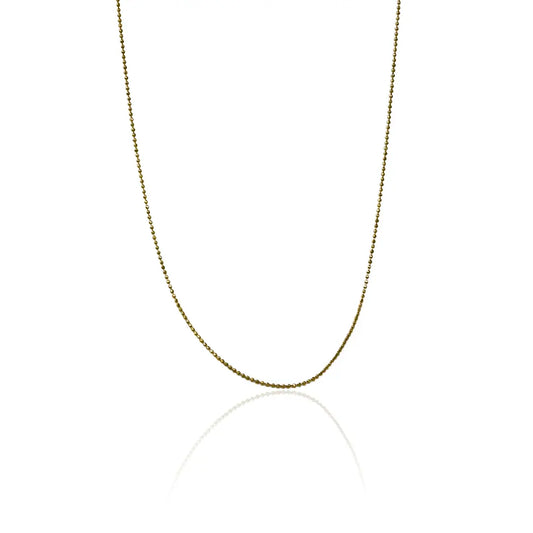Cadena militar S50 de Joyería Caracas es una pieza excepcional de oro 18k con garantía de por vida. Elegante y exclusiva, esta cadena es una inversión en lujo y estilo que perdurará para siempre.