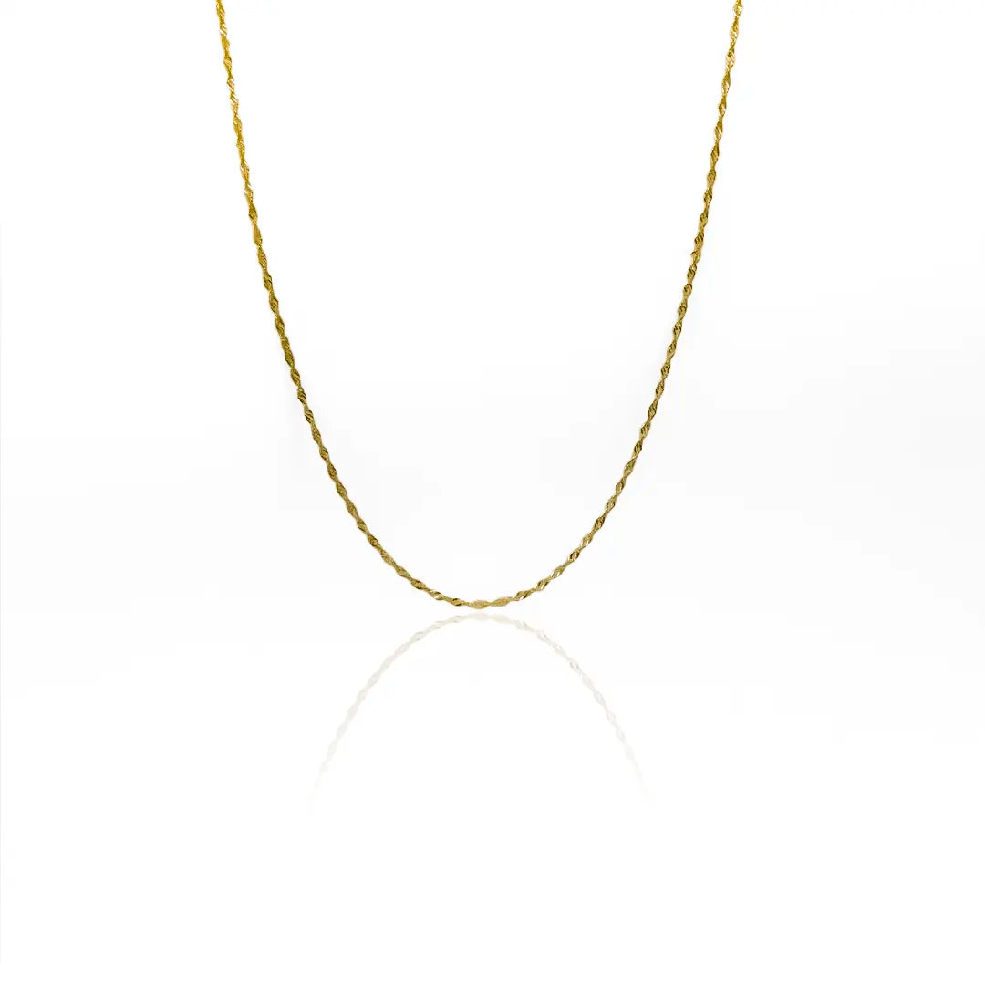 Cadena Singapur SS40. Hecho con oro 18k y respaldado por una garantía de por vida, esta joya de Joyería Caracas es una inversión que perdurará en el tiempo.