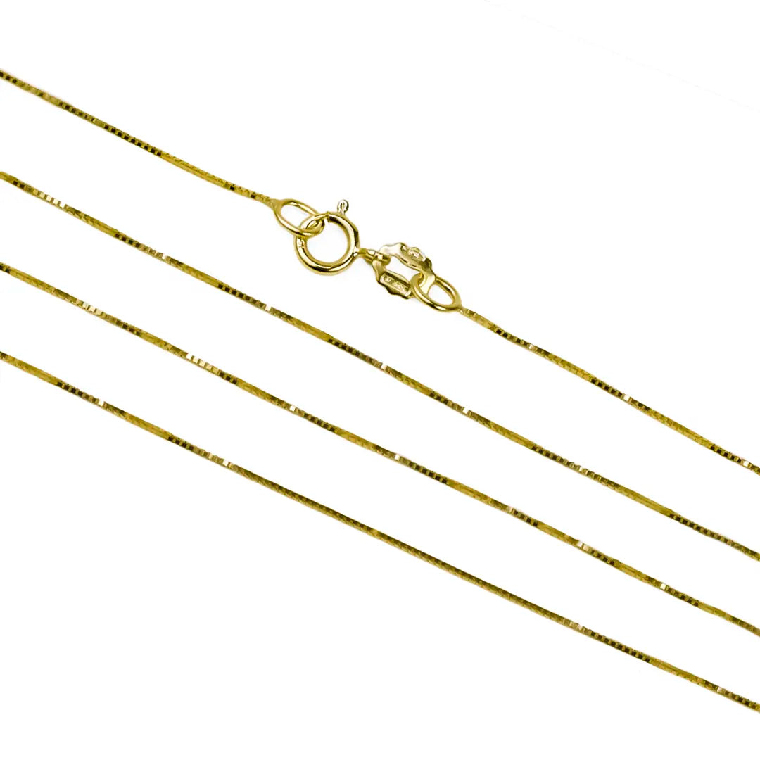 Cadena Venecia Style E45 de Joyería Caracas es una pieza imprescindible en tu colección. Hecha con oro 18k y con garantía de por vida.