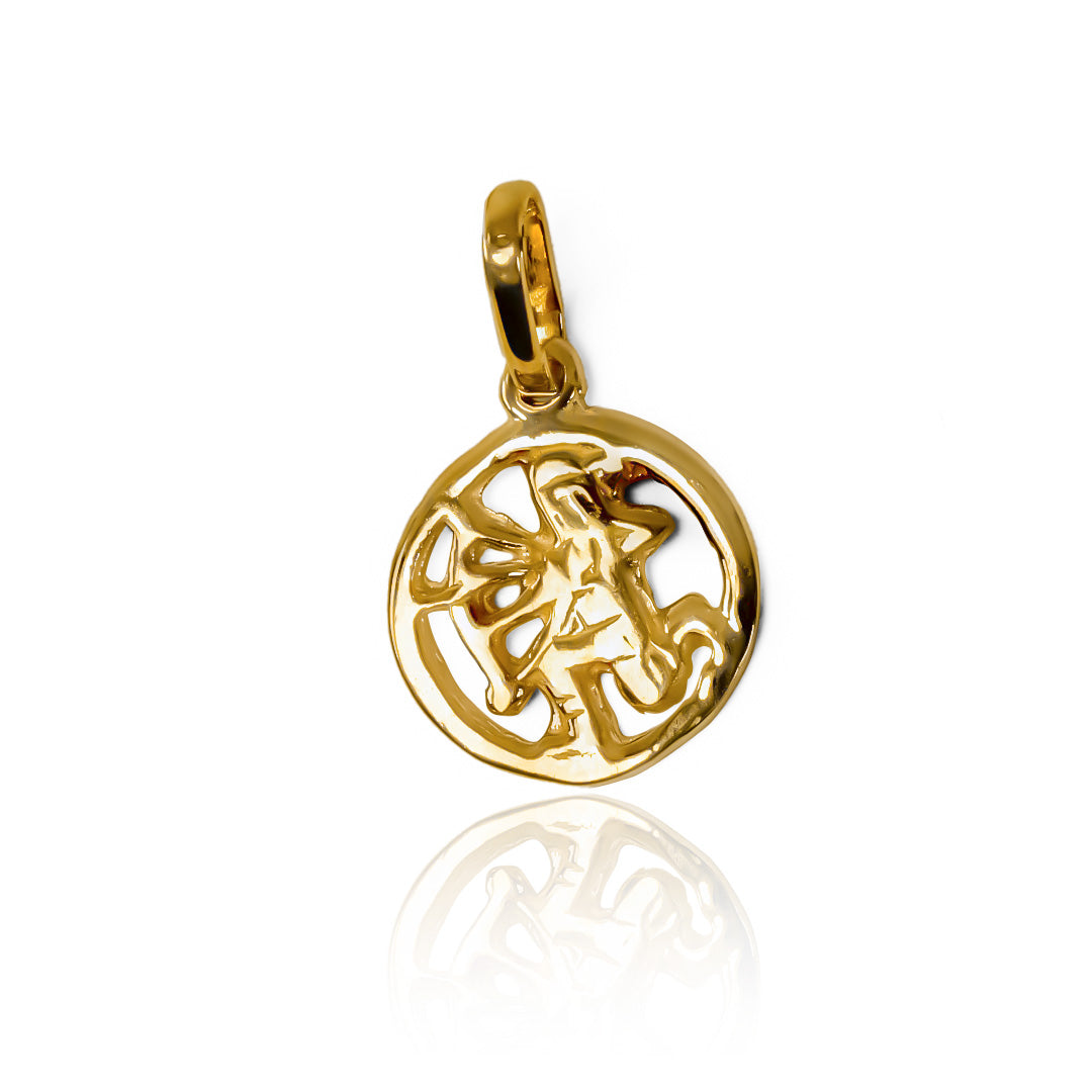 Dije Sagitario, Fabricado en oro 18K por la prestigiosa Joyería Caracas, cuenta con garantía de por vida. 