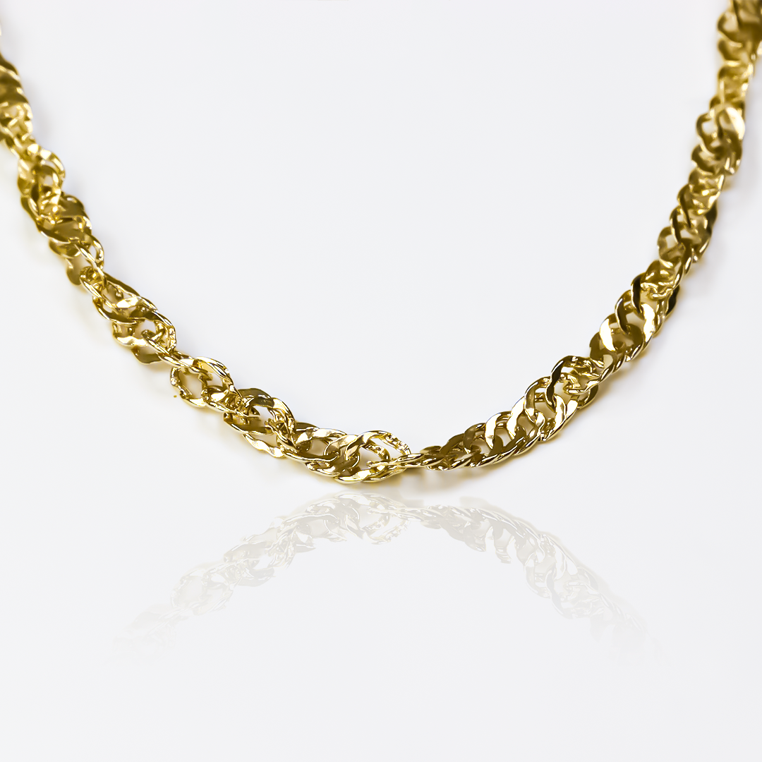 Cadena Singapur M45 es una elegante joya de la prestigiosa Joyería Caracas. Hecho de oro 18k de la más alta calidad, esta cadena es una inversión que durará toda la vida. Con garantía de por vida.