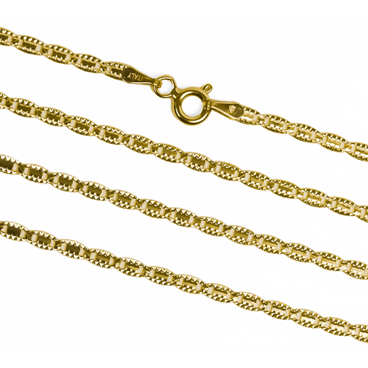 Cadena Escalera espejo diamantada M 40 es el complemento perfecto para añadir elegancia y brillo a tu atuendo. Hecha en oro de 18k por la reconocida Joyería Caracas, cuenta con garantía de por vida. 