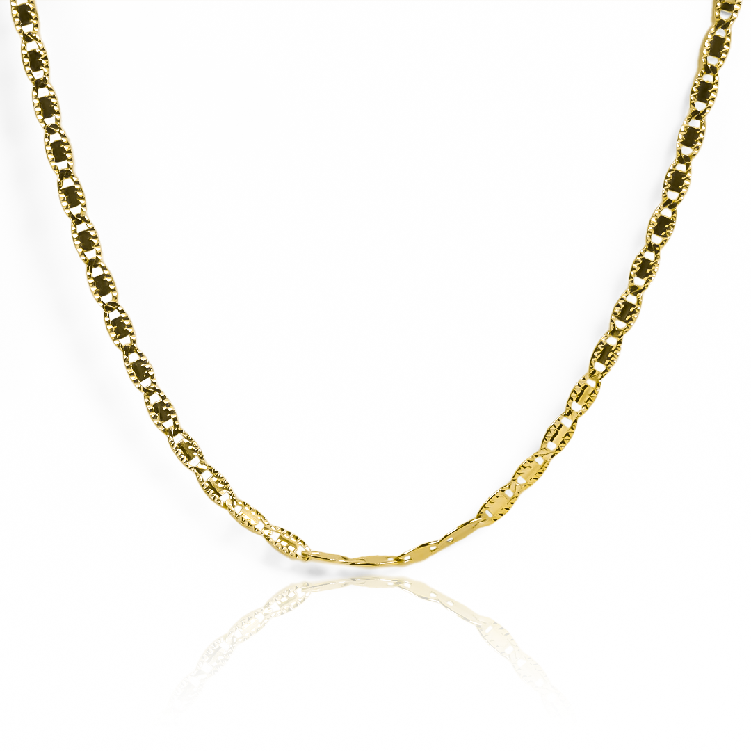 Cadena Escalera espejo diamantada M 40 es el complemento perfecto para añadir elegancia y brillo a tu atuendo. Hecha en oro de 18k por la reconocida Joyería Caracas, cuenta con garantía de por vida. 
