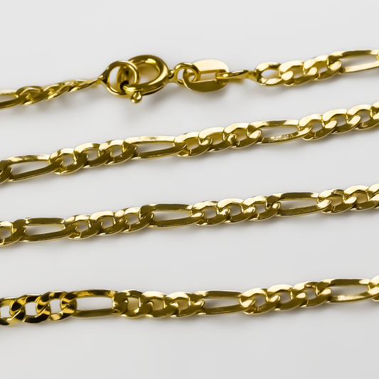 Cadena tipo cubana 3x1 L60 de 18k de la Joyería Caracas es perfecta para un estilo lujoso y sofisticado. Cuenta con garantía de por vida. 