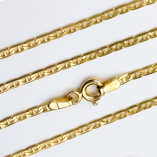 Cadena Escalera E50 de la Joyería Caracas es una pieza de oro de 18K de alta calidad, cuenta con garantía de por vida. 