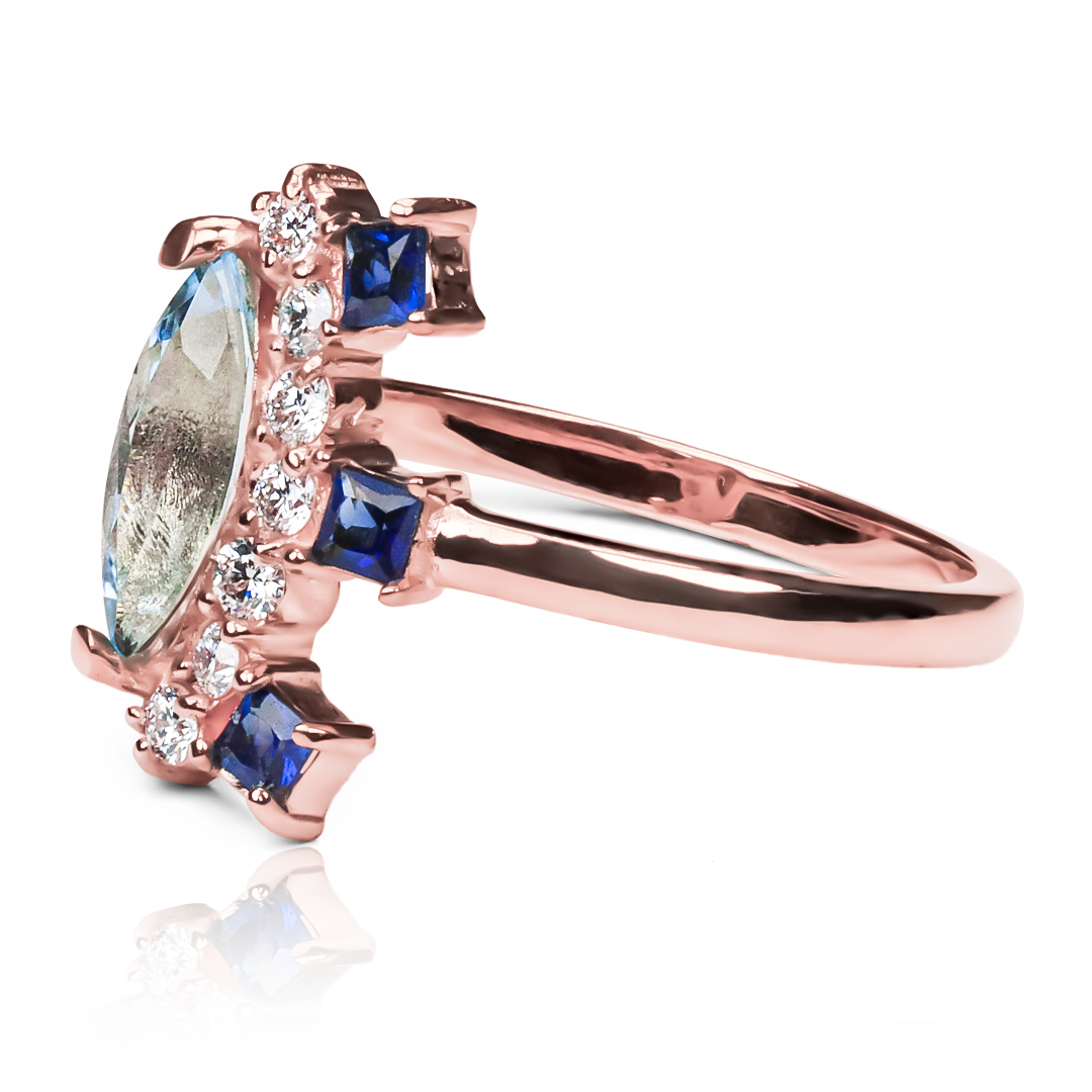 Anillo Marquez, hecho de oro 18k con certificado de calidad y garantía de por vida, esta Joyería Caracas es una elección sofisticada y exclusiva para un momento tan especial. 