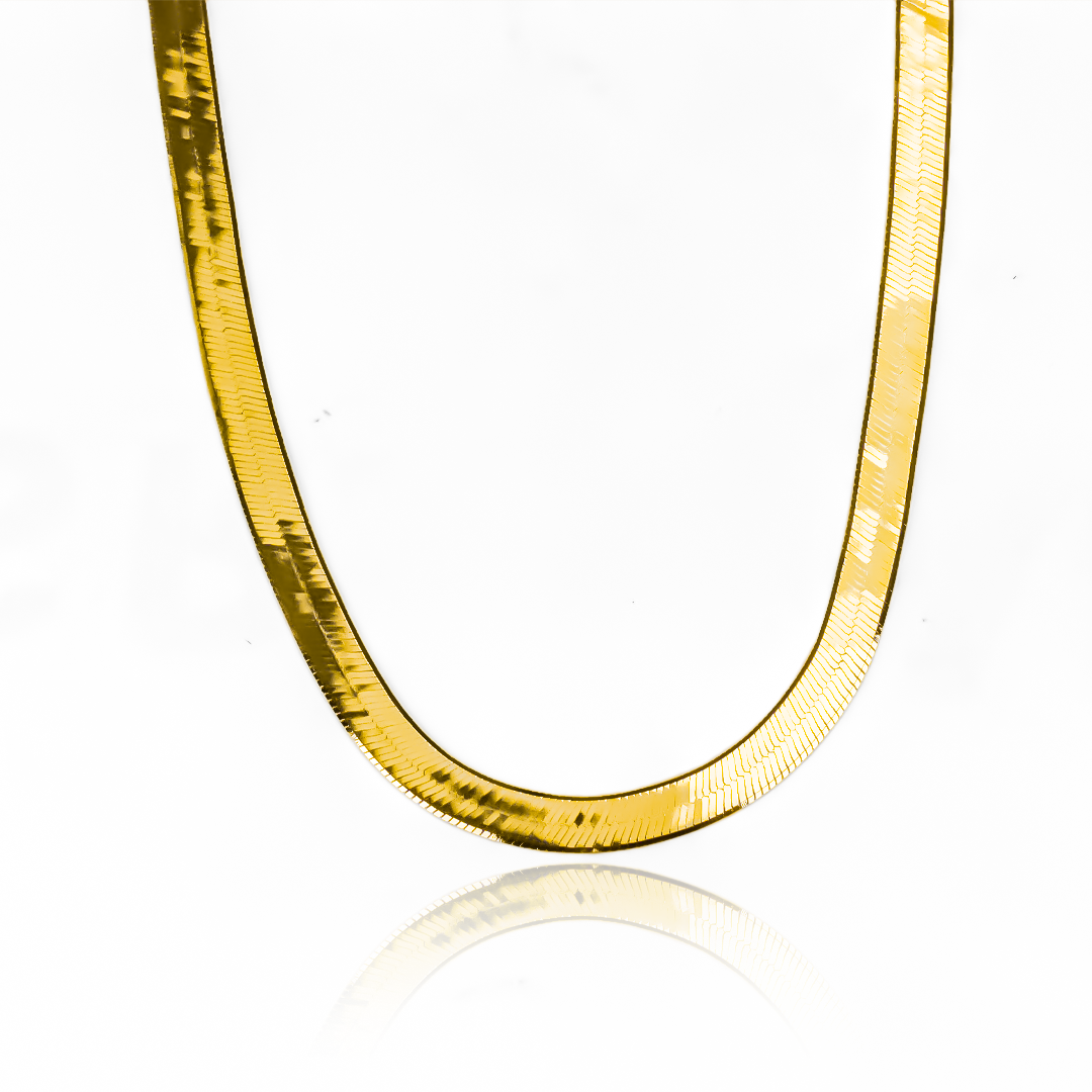 Gargantilla Espejo M 45, fabricado en oro 18k por Joyería Caracas, cuenta con un certificado de calidad y garantía de por vida.