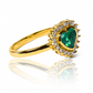 Anillo Emerald Heart ring, hecho de oro 18k con certificado de calidad y garantía de por vida, esta Joyería Caracas es una elección sofisticada y exclusiva para un momento tan especial.