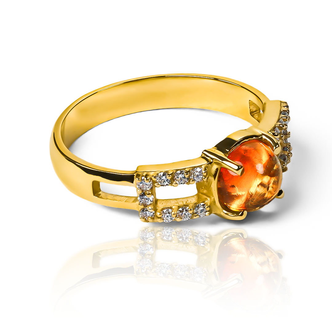 Anillo Citrine Deluxe, hecho de oro 18k con certificado de calidad y garantía de por vida, esta Joyería Caracas es una elección sofisticada y exclusiva para un momento tan especial.