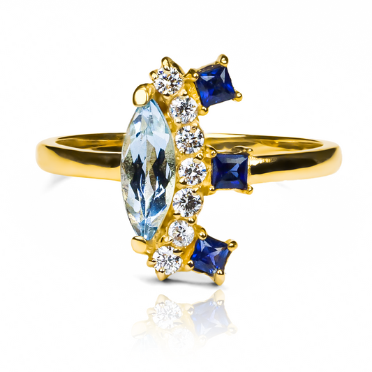 Anillo Marquez, hecho de oro 18k con certificado de calidad y garantía de por vida, esta Joyería Caracas es una elección sofisticada y exclusiva para un momento tan especial. 