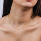 Cuello de mujer con cadena en tejido venecia de oro amarillo de 18 quilates, hecho en Joyería Caracas. 