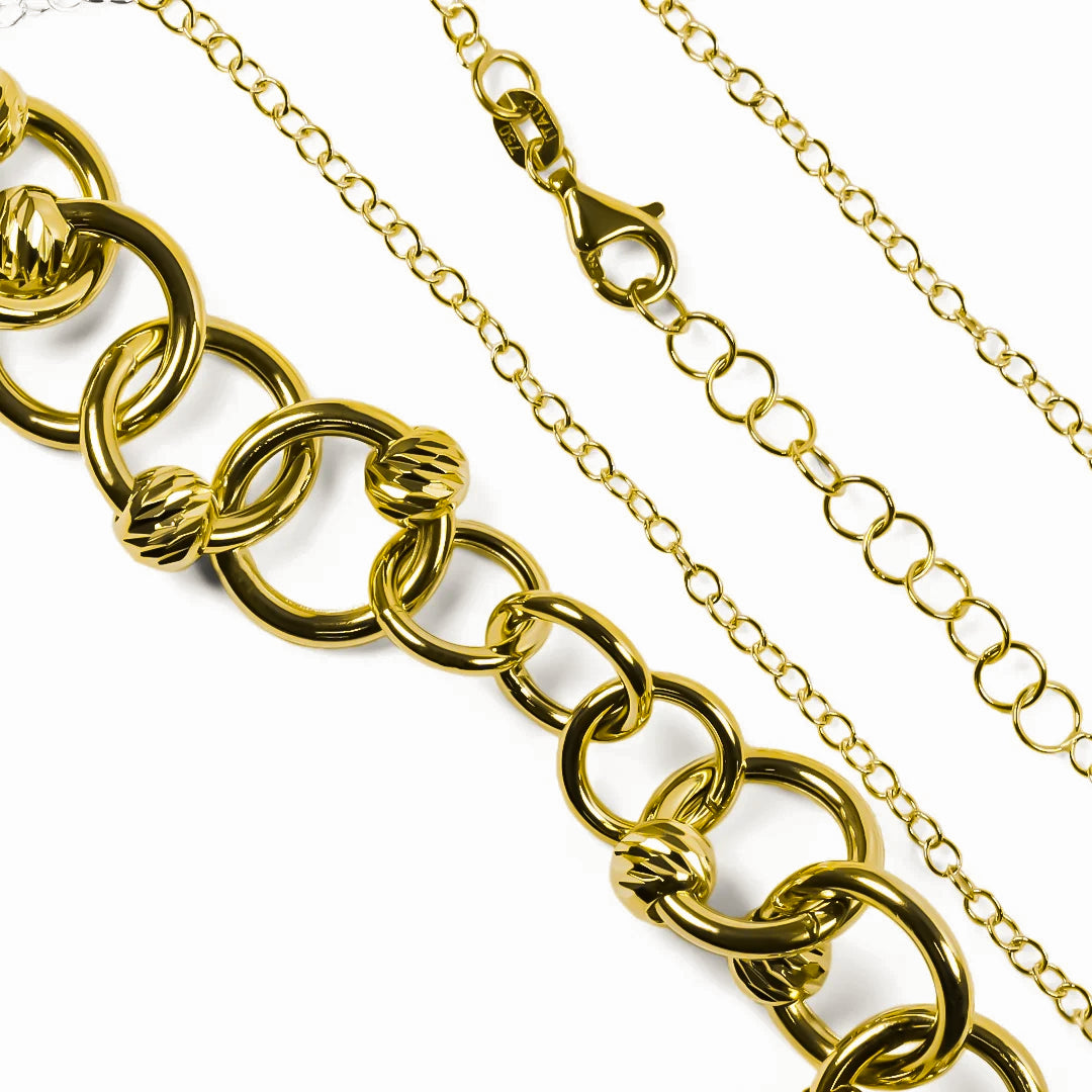Gargantilla Rings, fabricada en Oro 18K por Joyería Caracas, cuenta con un certificado de calidad y garantía de por vida.