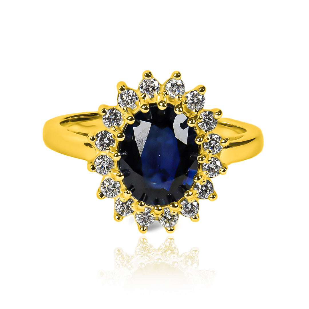 Anillo de compromiso Lady Tradicional. Fabricado en Joyería Caracas, elaborado en oro de 18 quilates, certificado con el más alto estándar de calidad.