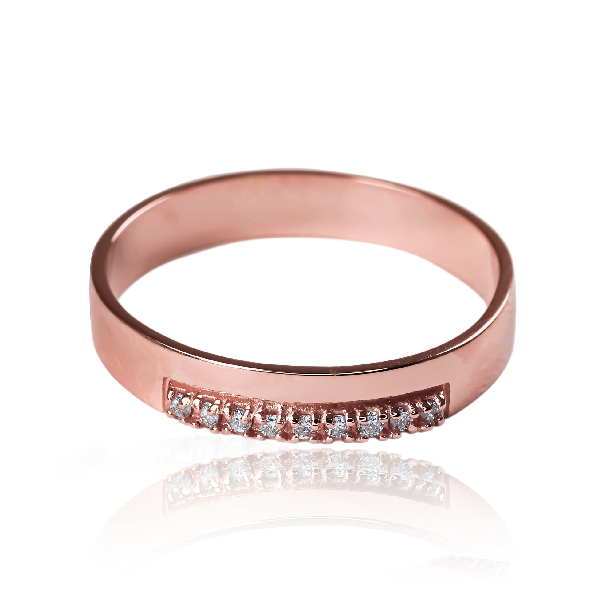 Anillo match love cristal elaborado en oro 18k de Joyería Caracas. Un símbolo de elegancia y exclusividad que te acompañará toda la vida con su garantía inigualable.