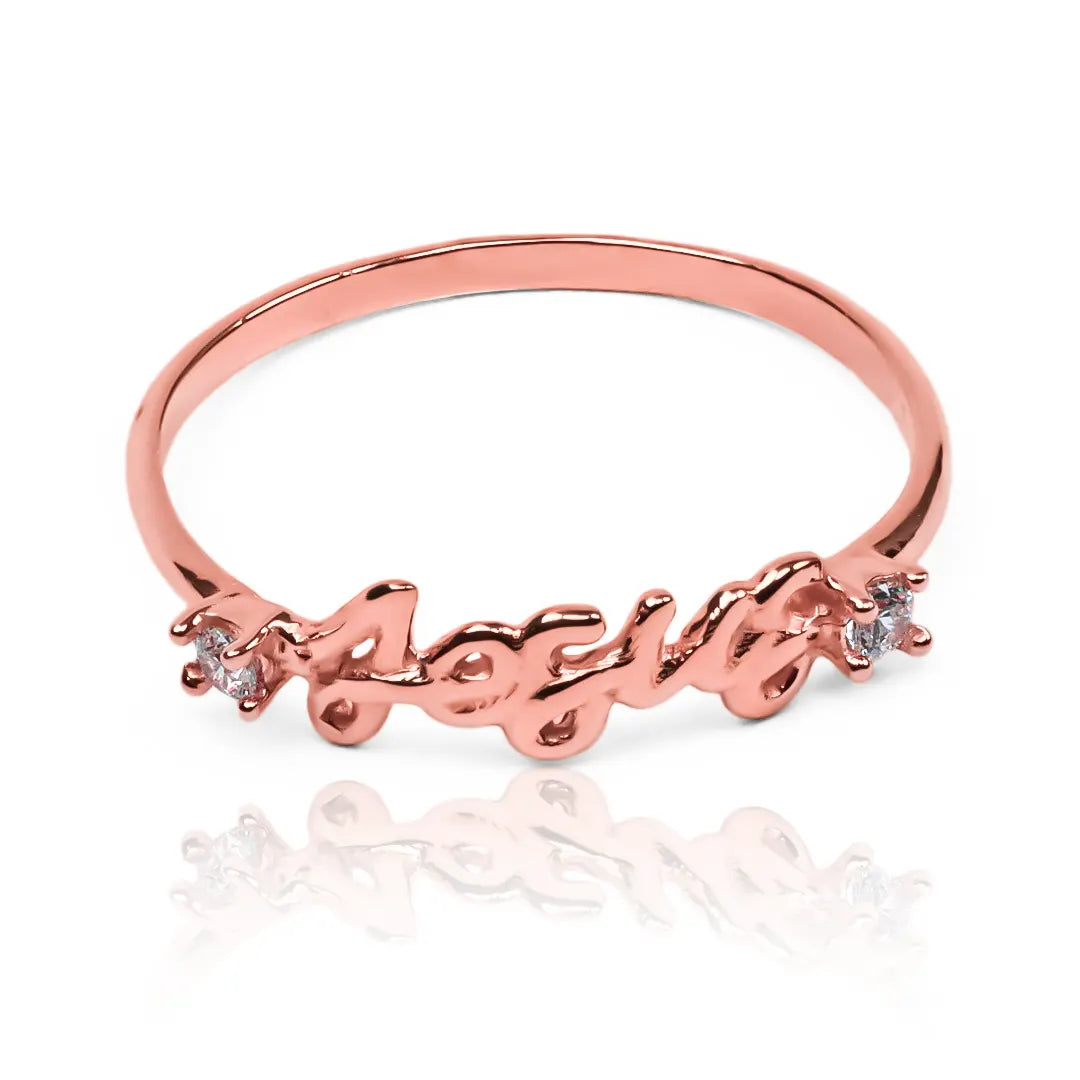 Anillo Jesús JT. Hecho en Joyería Caracas con oro 18k, este sofisticado anillo será un símbolo de lujo en tu vida. Con garantía para toda la vida.