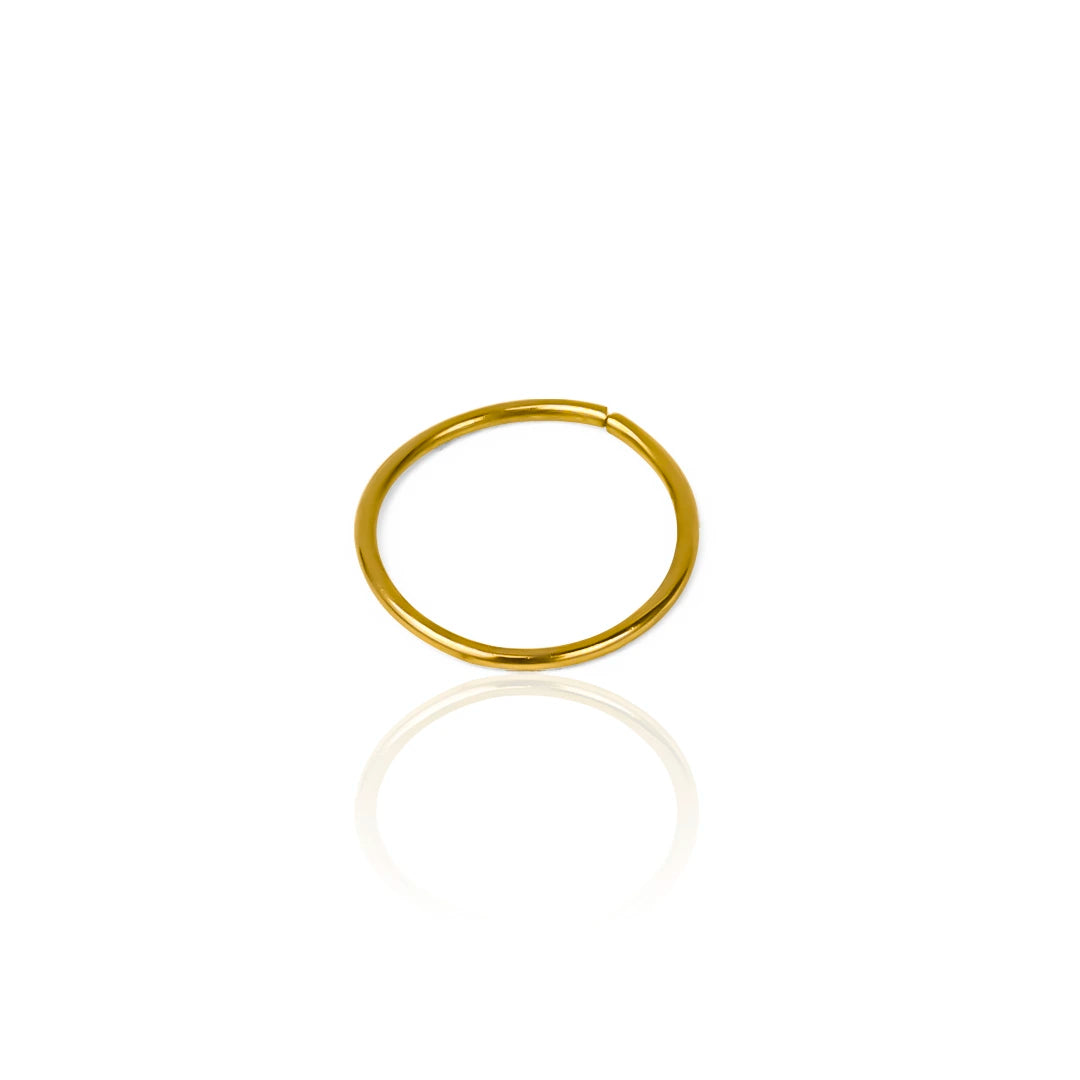 Piercing Aro II, fabricado en oro 18K por Joyería Caracas, cuenta con certificado de calidad y garantía de por vida.