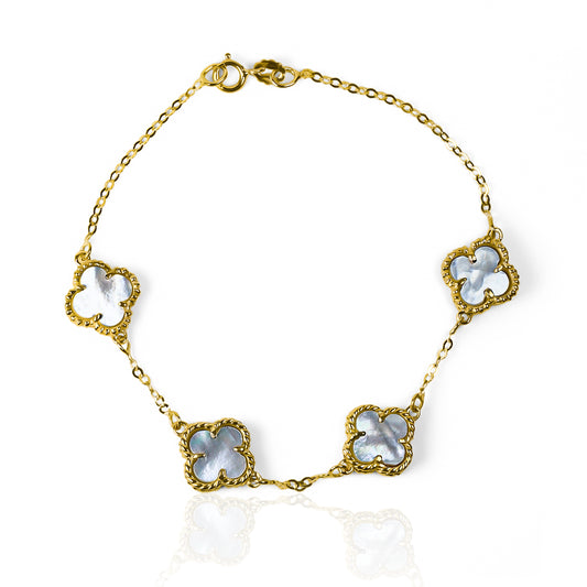 Pulsera Clovers en oro 18K por Joyería Caracas, cuenta con certificado de calidad y garantía para toda la vida.