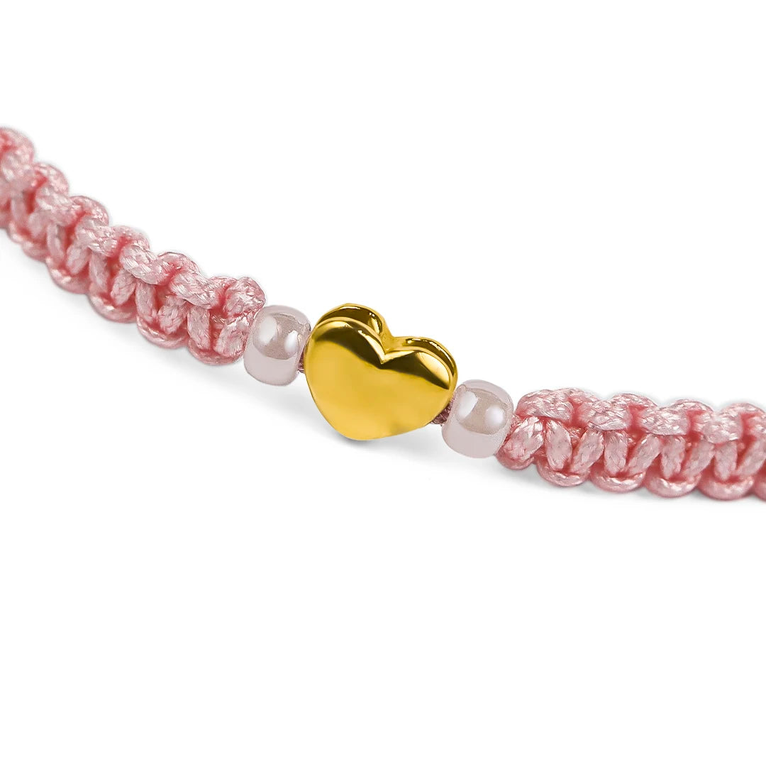 Pulsera magical heart de Joyería Caracas está hecha en oro 18k y cuenta con hilo coreano de alta calidad. Con garantía para toda la vida.