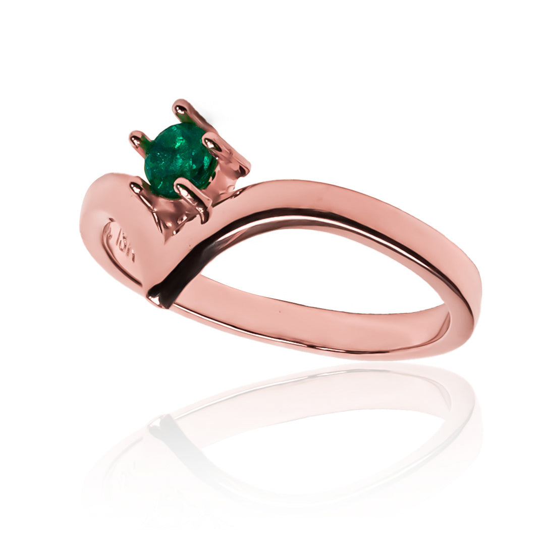 Anillo pointed. Hecho con oro 18k, este impresionante anillo de Joyería Caracas te asegura una garantía de por vida.