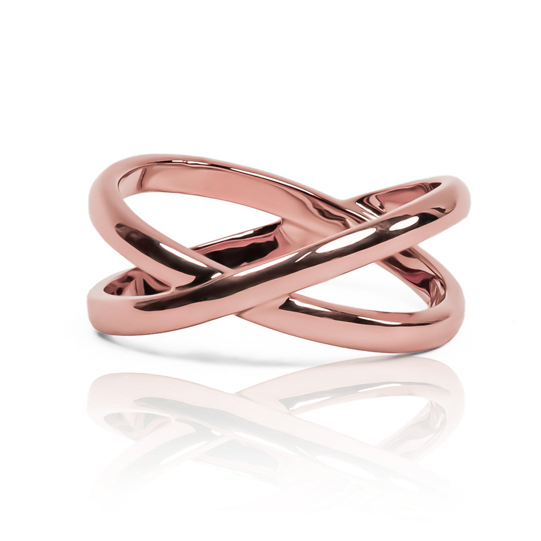 Anillo double ring de Joyería Caracas es un elegante símbolo de lujo y exclusividad. Hecho con oro 18k de la más alta calidad y con garantía para toda la vida.