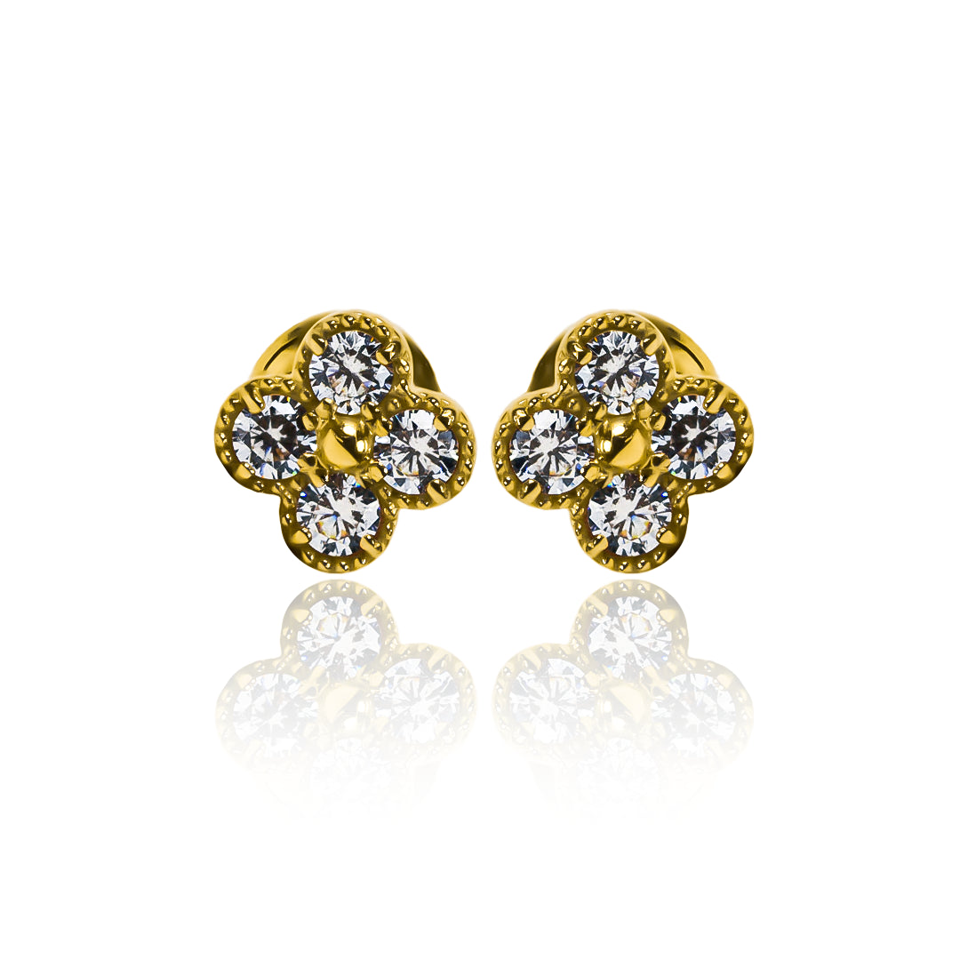 Topitos Clovers M, fabricados en oro 18k por Joyería Caracas, cuenta con garantía de por vida.